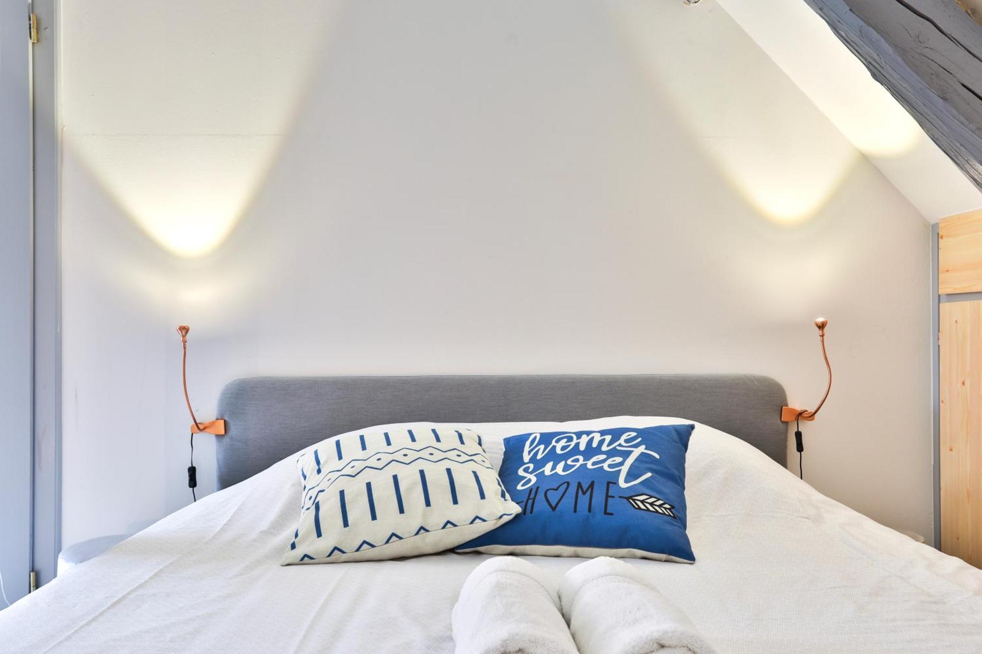 Appartements Duplex 3 Et 4 Personnes - Climatisation - Village Elu Parmi Les "Plus Beaux Villages De France" - Route Des Vins - Centre Alsace 贝尔盖姆 外观 照片