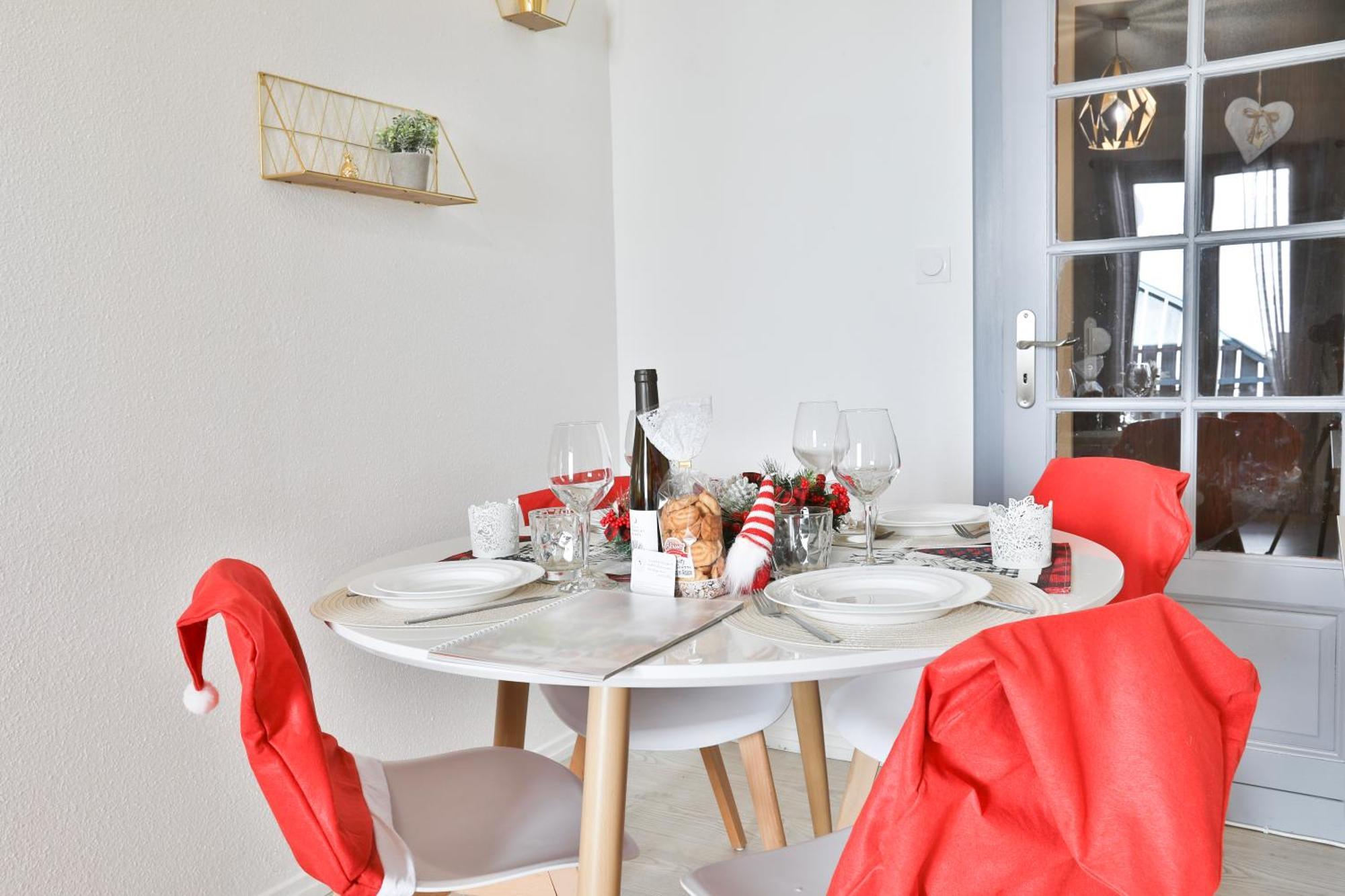 Appartements Duplex 3 Et 4 Personnes - Climatisation - Village Elu Parmi Les "Plus Beaux Villages De France" - Route Des Vins - Centre Alsace 贝尔盖姆 外观 照片